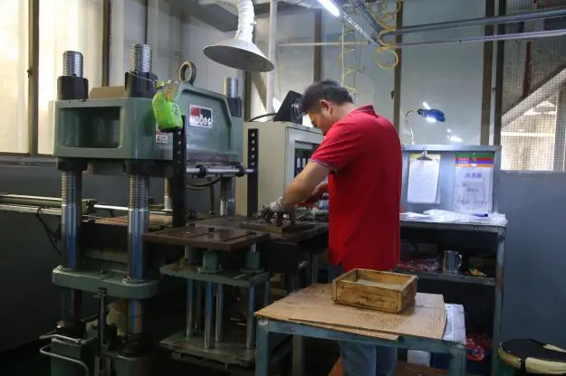 281934-2 Single Wire Seals